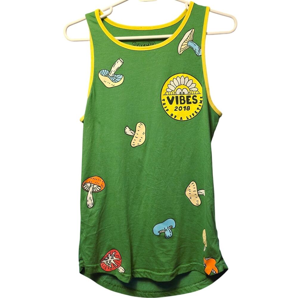 Fresh Laundry Vibes 2018 Mushroom Tank size small
